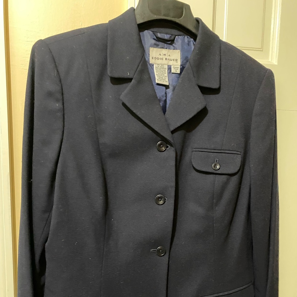 EDDIE BAUER - SIZE 12 WOMEN NAVY BLUE BLAZER
